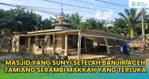 Sebulan Berlalu, Masjid Salman Al-Farisi Masih Terkubur Lumpur